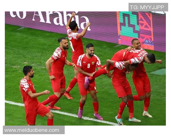 全球瞩目!2025年世界杯决赛即将上演,世界顶级球队争霸引爆激情与期待 全球瞩目!2025年世界杯决赛即将上演,世界顶级球队争霸引爆激情与期待