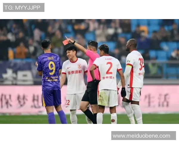 浙江队主场鏖战长春亚泰双方激烈对攻上演进球盛宴